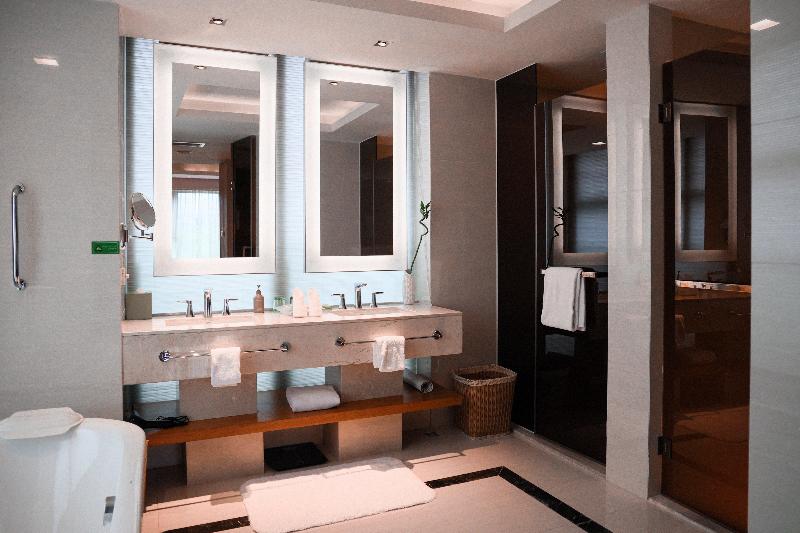 Junluxe Hotel Guangzhou Science City image
