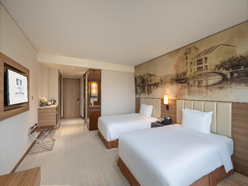 Junluxe Hotel Guangzhou Science City image
