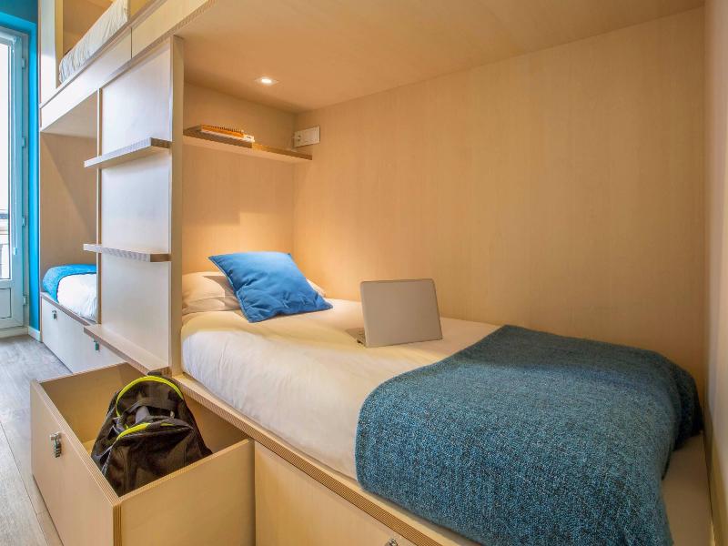 Mola! Hostel & Suites image