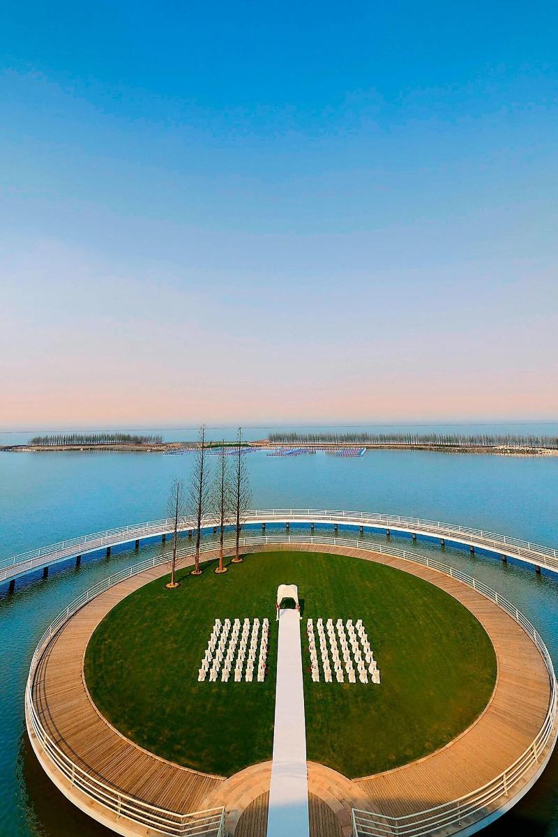 Sheraton Huzhou Hot Spring Resort image
