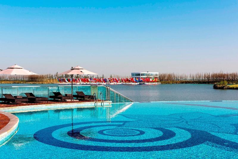Sheraton Huzhou Hot Spring Resort image