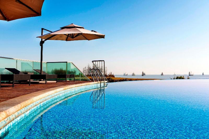 Sheraton Huzhou Hot Spring Resort image