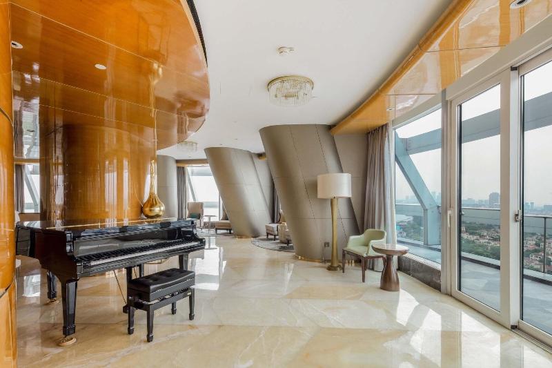 Sheraton Huzhou Hot Spring Resort image