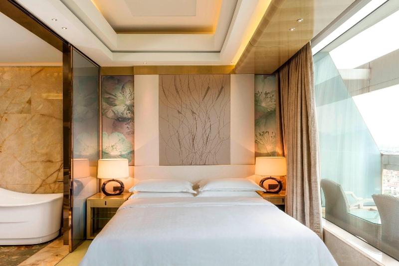 Sheraton Huzhou Hot Spring Resort image