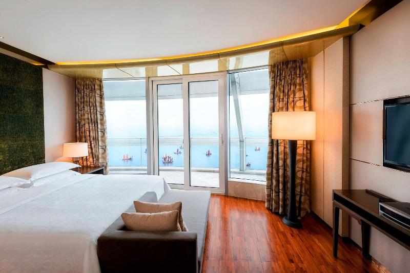Sheraton Huzhou Hot Spring Resort image