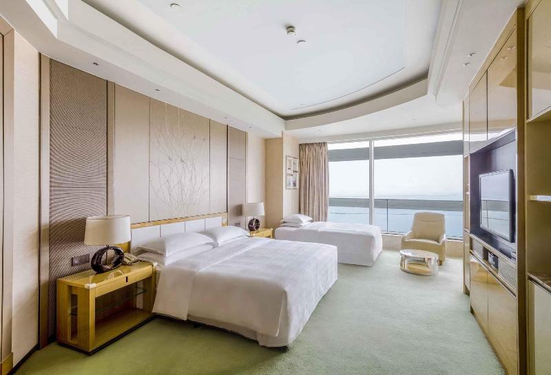Sheraton Huzhou Hot Spring Resort image