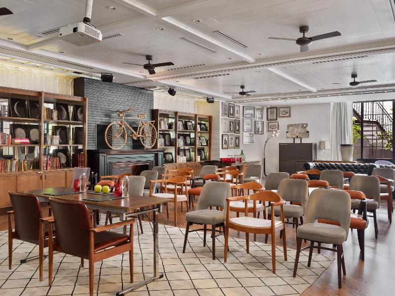 Stay in style at H10 Metropolitan