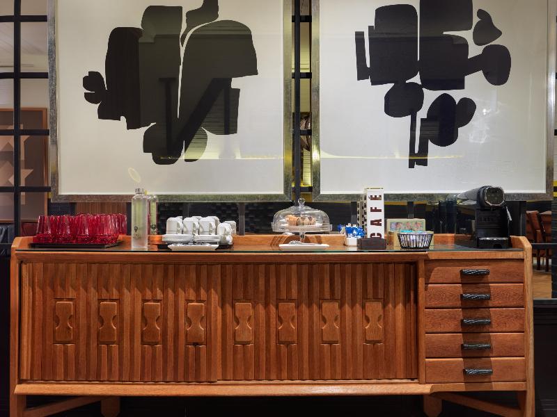 Stay in style at H10 Metropolitan