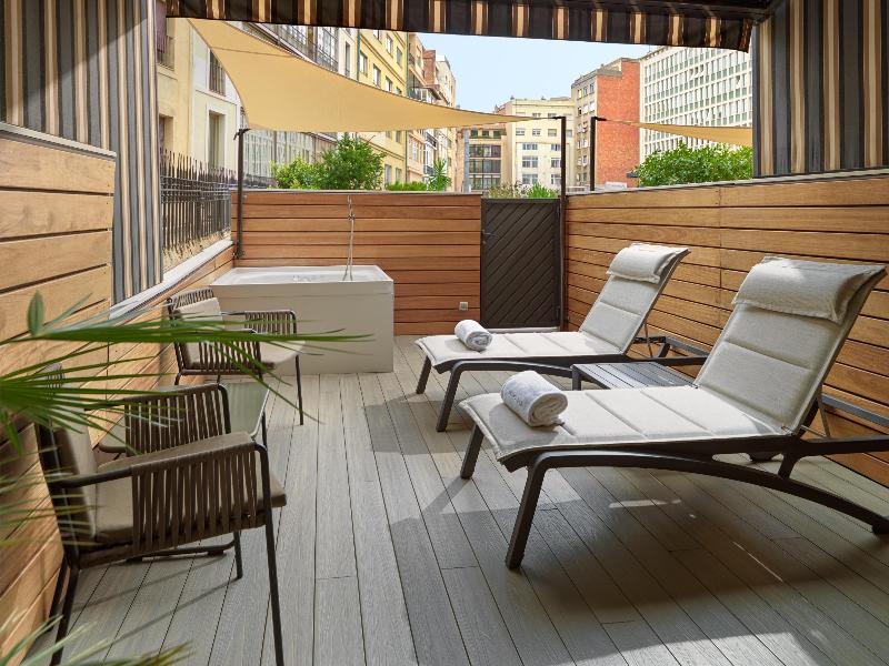 Stay in style at H10 Metropolitan