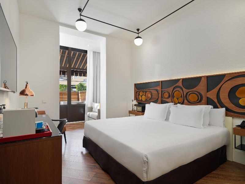 Stay in style at H10 Metropolitan