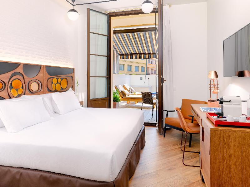 Stay in style at H10 Metropolitan