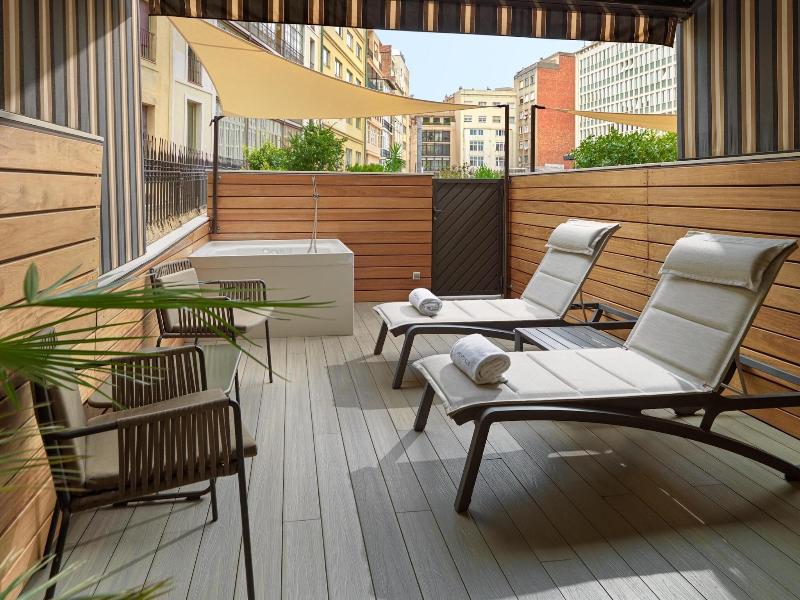 Stay in style at H10 Metropolitan