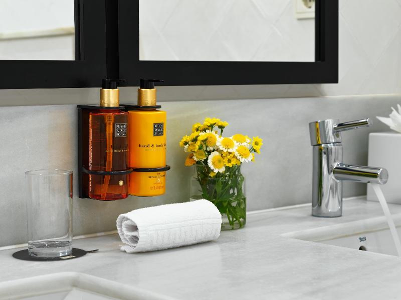 Stay in style at H10 Metropolitan