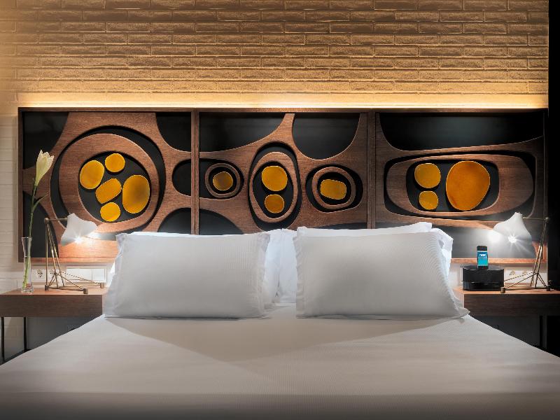 Stay in style at H10 Metropolitan