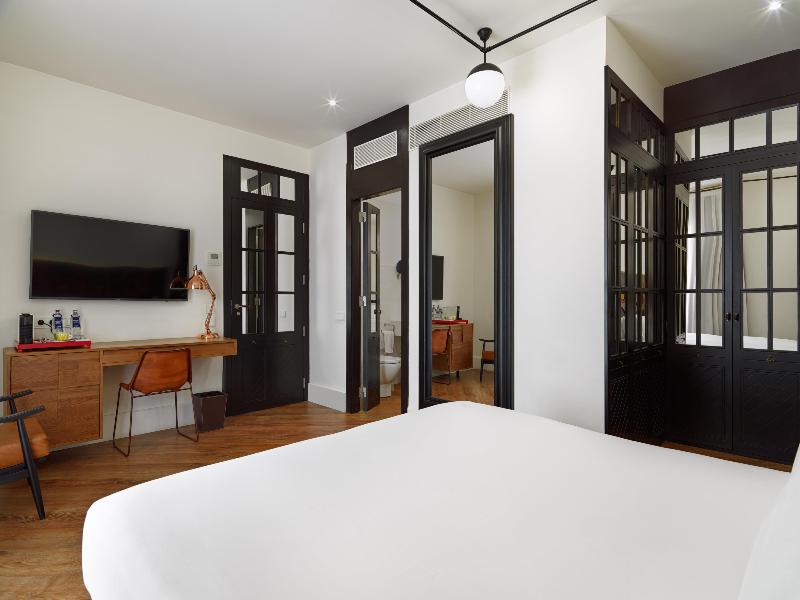 Stay in style at H10 Metropolitan