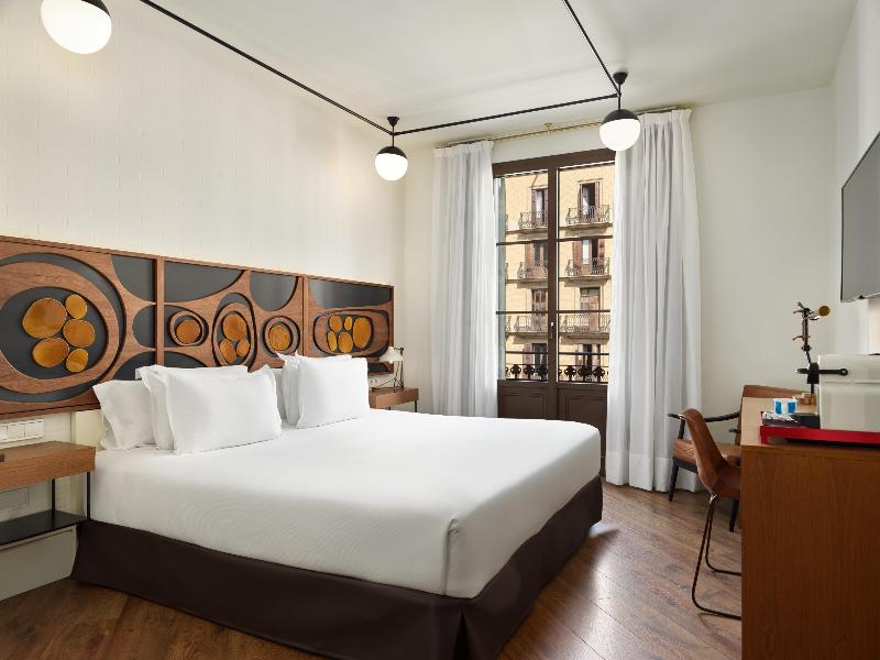 Stay in style at H10 Metropolitan