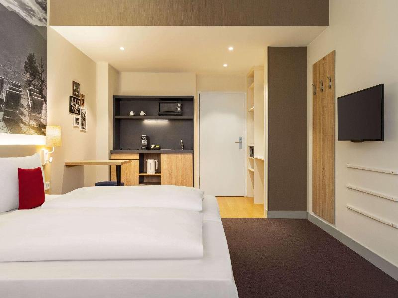 Vienna House Easy By Wyndham  Munchen image