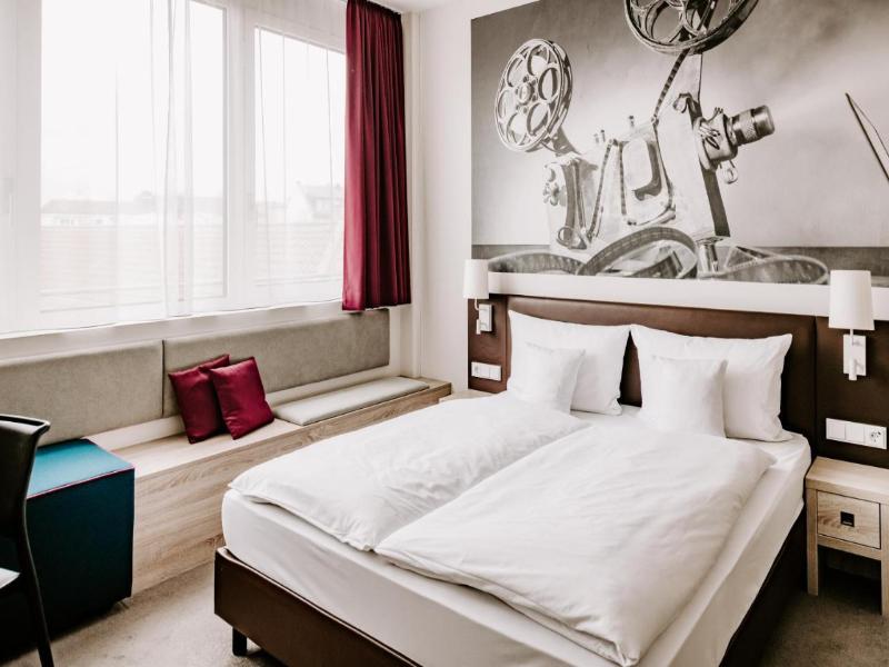 City Hotel Max - Munich West image