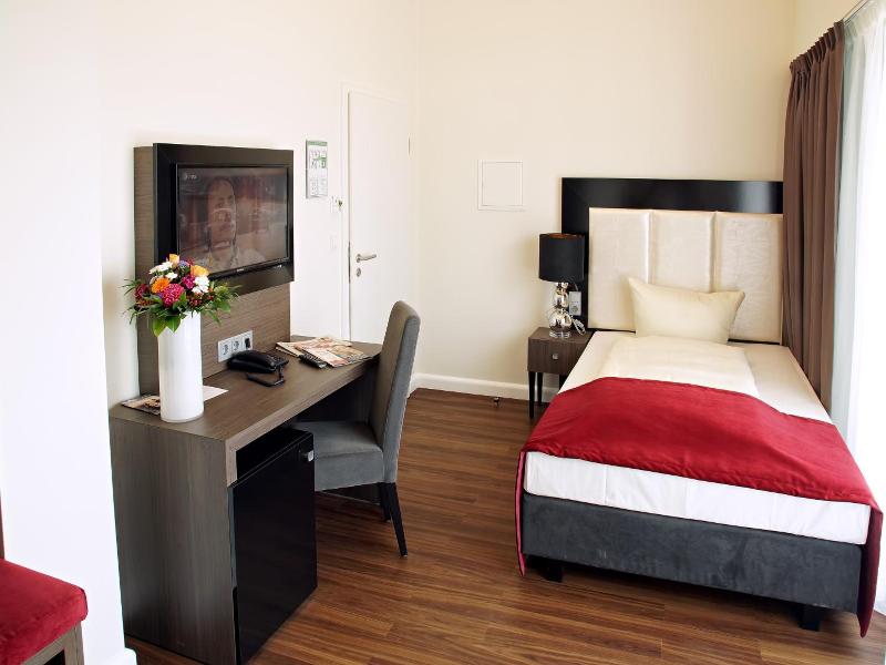 Milbor Hotel Bad Soden image