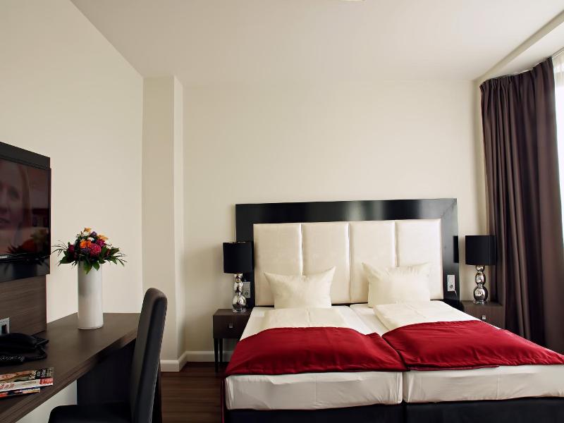 Milbor Hotel Bad Soden image