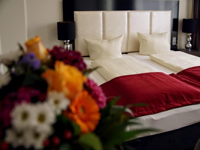 Milbor Hotel Bad Soden image