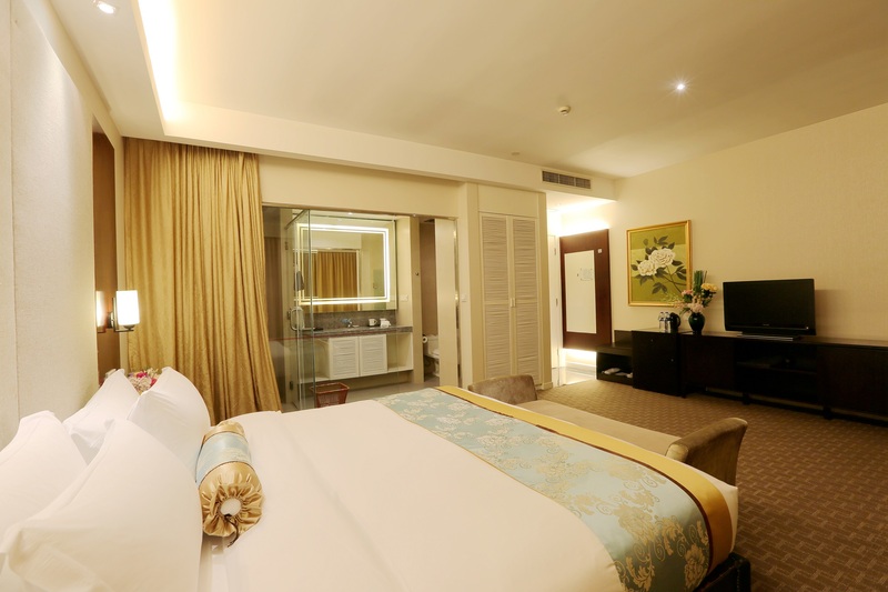Fortune Hotel Shanghai 3