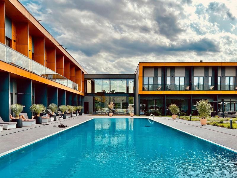 Bonifacio Spa & Sport Resort image