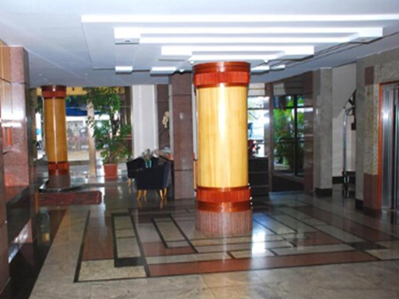 Monumental Bittar image