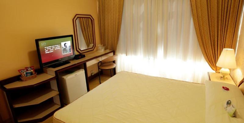Jaragua Hotel image
