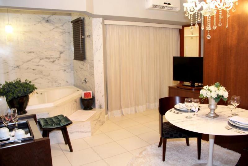 Crystal Residence Hotel