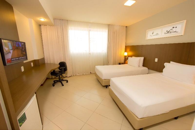 Quality Hotel Vitoria image