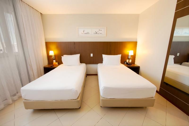 Quality Hotel Vitoria image