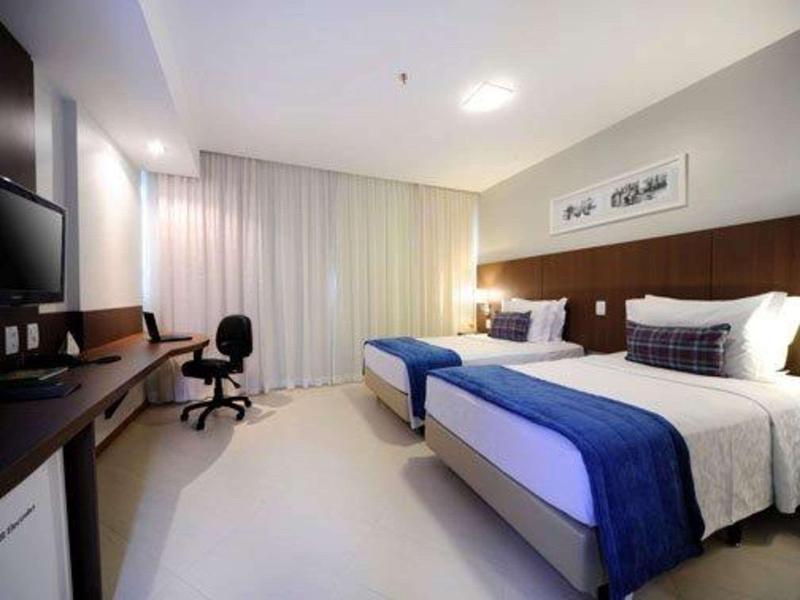 Quality Hotel Vitoria image