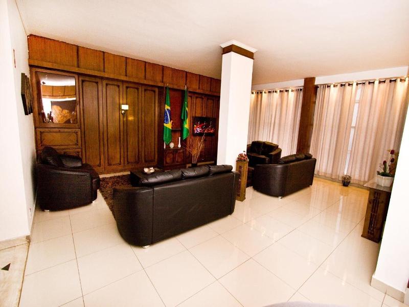 Turrance White Hotel