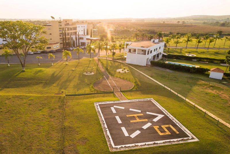 Ramada By Wyndham Furnaspark image