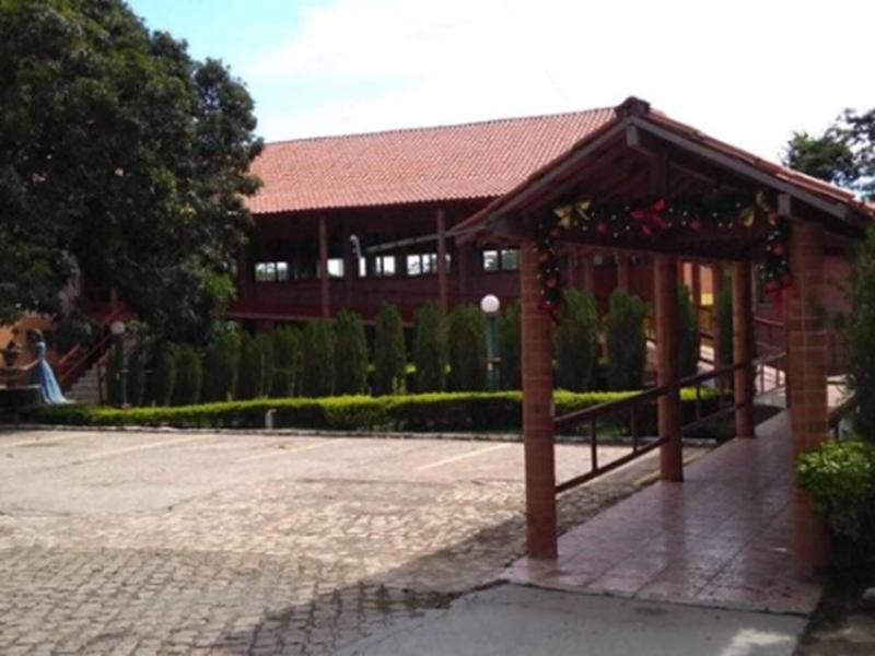 Serrano De Martins Hotel