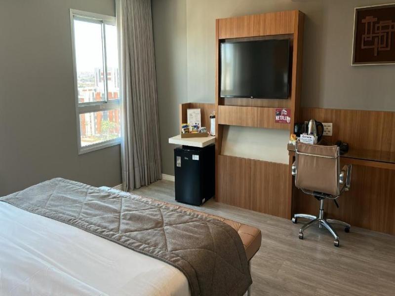 Jade Hotel image