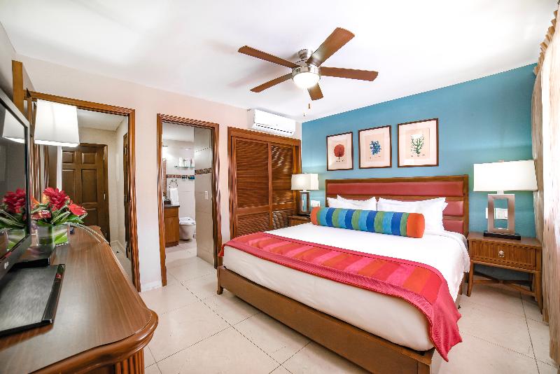 Simpson Bay Resort, Marina & Spa image