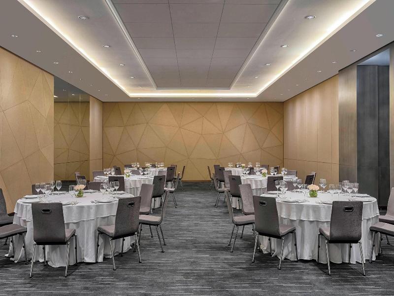 The Westin Hotel Bahrain City Centre image