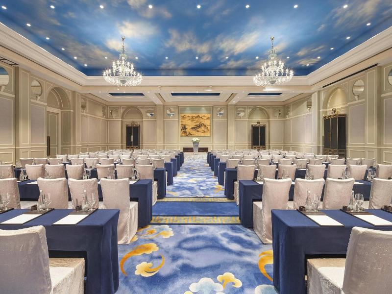 The Azure Qiantang,a Luxury Collection Hotel image