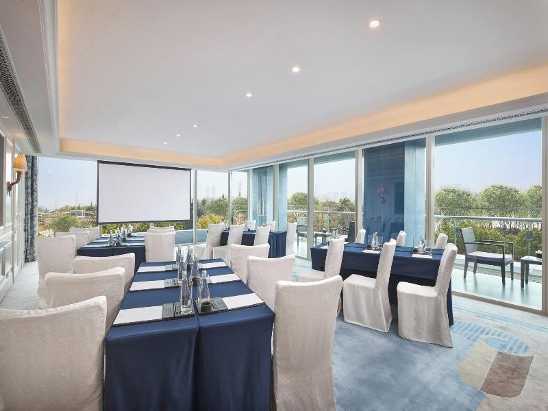 The Azure Qiantang,a Luxury Collection Hotel image
