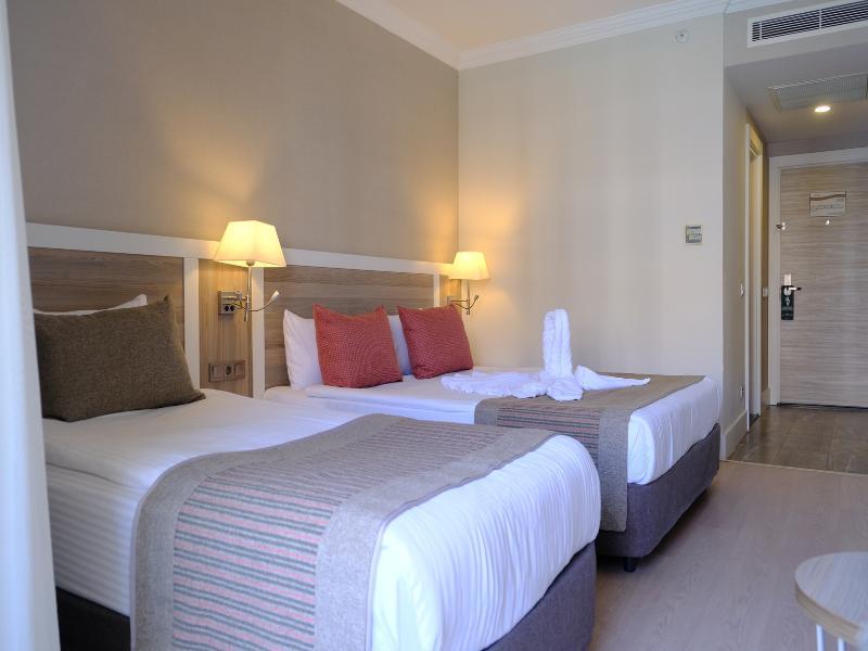 Port River Hotel & Spa image