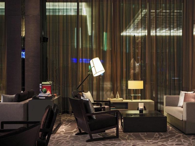 Renaissance Beijing Wangfujing Hotel image