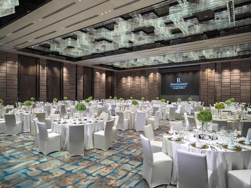 Renaissance Beijing Wangfujing Hotel image