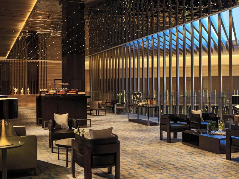 Renaissance Beijing Wangfujing Hotel image
