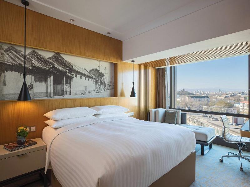 Renaissance Beijing Wangfujing Hotel image