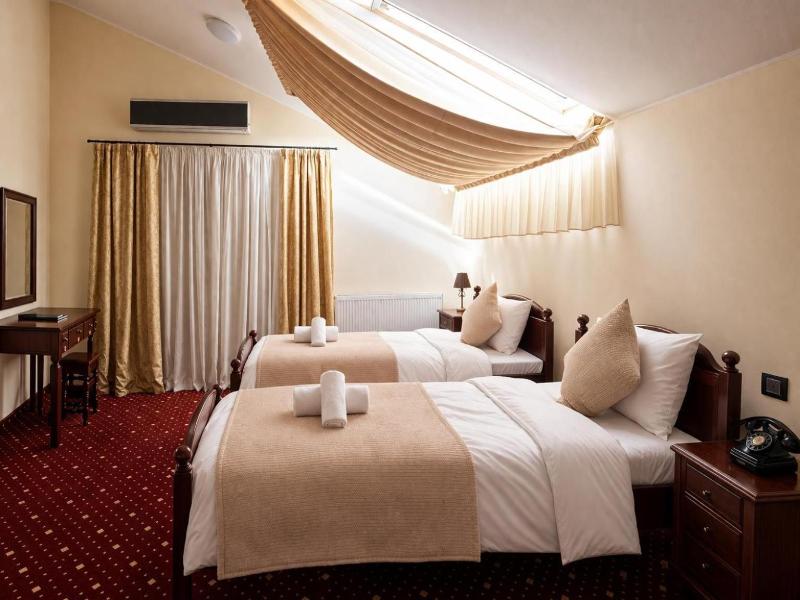 Hotel Classic Inn image