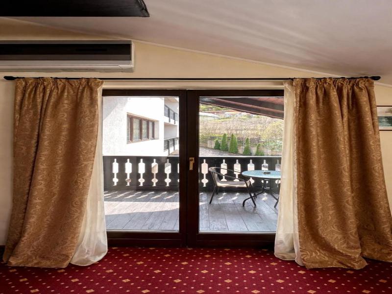 Hotel Classic Inn image