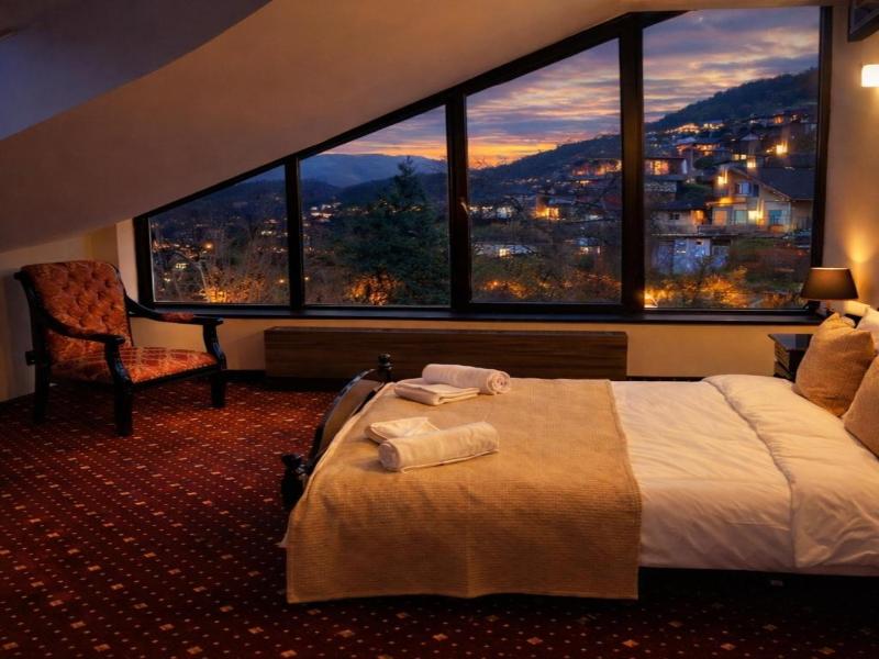 Hotel Classic Inn image