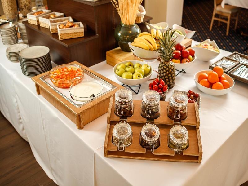 Hotel Classic Inn image